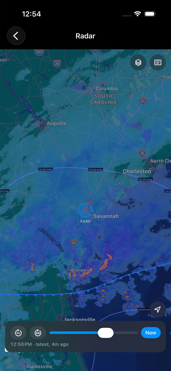 The radar with rain, fronts, pressure lines and lightning on one map, in dark mode